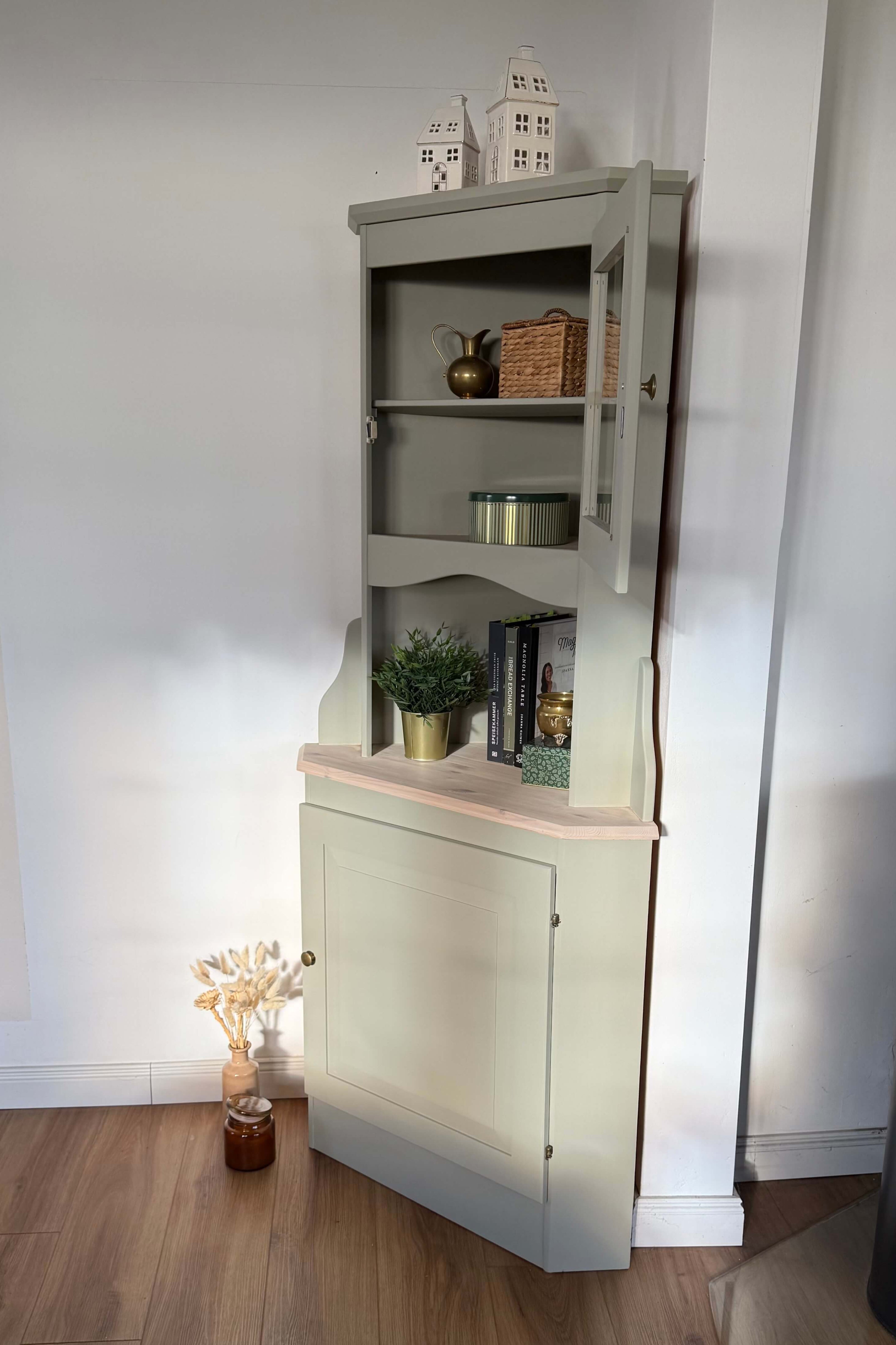 Eckbert Eckschrank