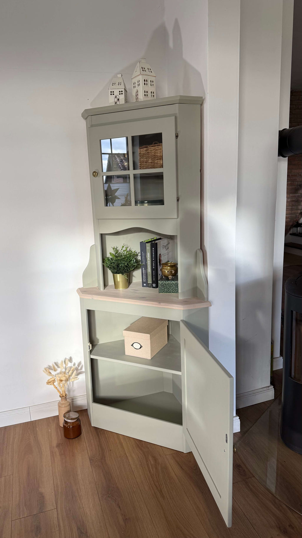Eckbert Eckschrank